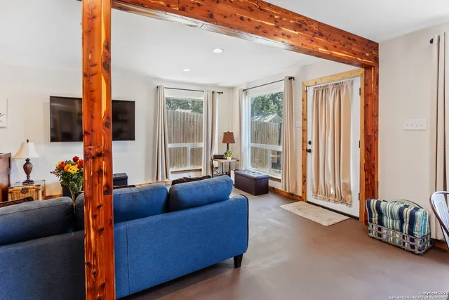 $459,000 | 1544 Trail Ridge Drive, Canyon Lake, TX 78133