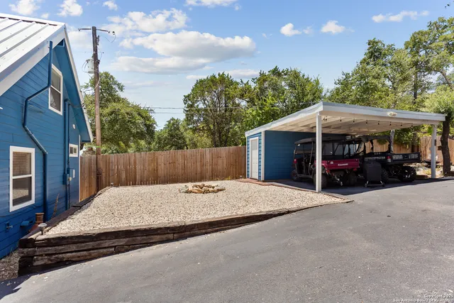 $459,000 | 1544 Trail Ridge Drive, Canyon Lake, TX 78133