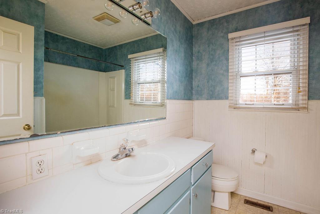 4484 Virginia Drive Trinity, NC 27370 - Photo 10 of 21