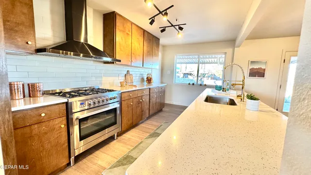 $325,000 | 3405 Volcanic Avenue, El Paso, TX 79904