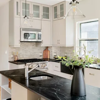 $2,050,000 | 514 Franklin Street, Cambridge, MA 02139