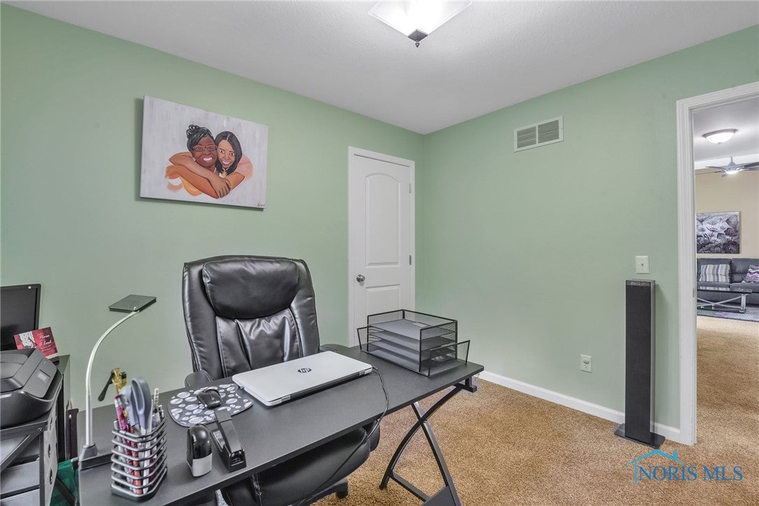 2025 Oakside Road Toledo, OH 43615 - Photo 20 of 30 Gallery Image 20