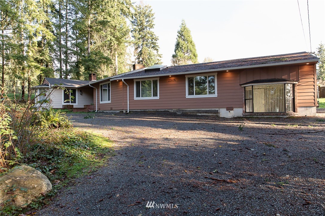 23605 5th Avenue West Bothell, WA 98021 - Photo 1 of 20 a front view of a house with yard