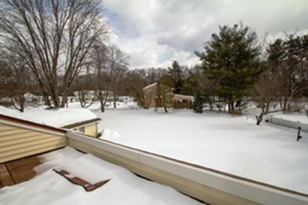8 Vincent Road Burlington, MA 01803 - Photo 21 of 30 Gallery Image 21