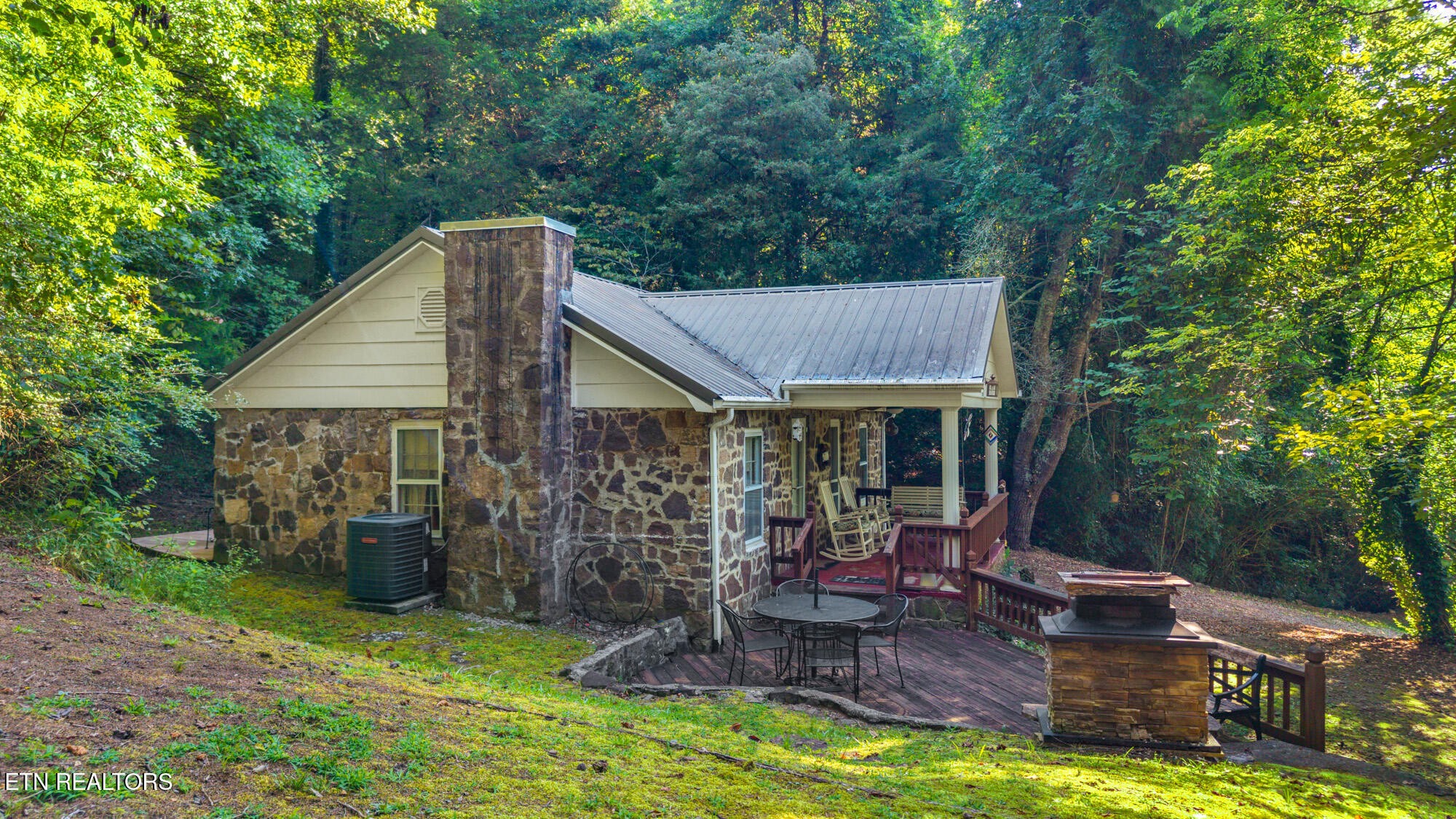 2546 Fairview Road Madisonville, TN 37354 - Photo 9 of 29