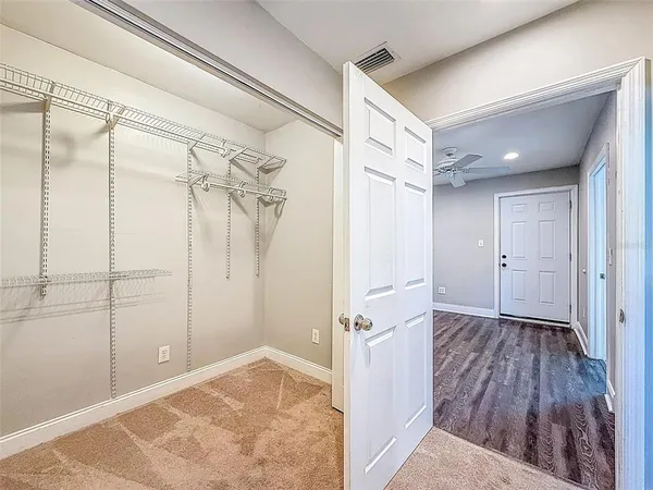 $3,200 | 7401 16th Street North, St. Petersburg, FL 33702