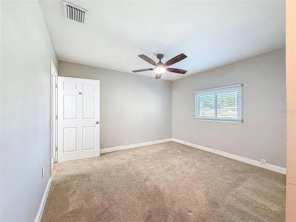 $3,200 | 7401 16th Street North, St. Petersburg, FL 33702