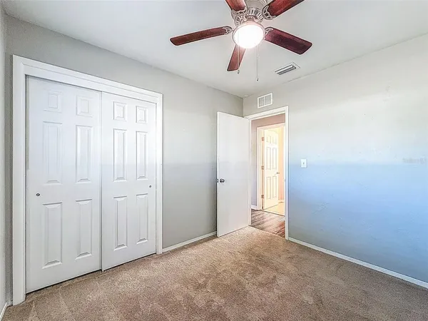 $3,200 | 7401 16th Street North, St. Petersburg, FL 33702