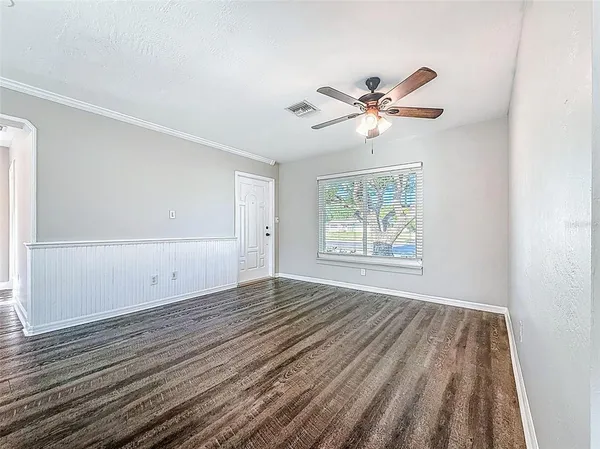 $3,200 | 7401 16th Street North, St. Petersburg, FL 33702