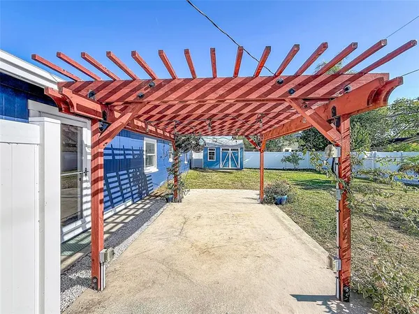 $3,200 | 7401 16th Street North, St. Petersburg, FL 33702