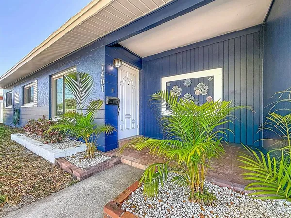 $3,200 | 7401 16th Street North, St. Petersburg, FL 33702