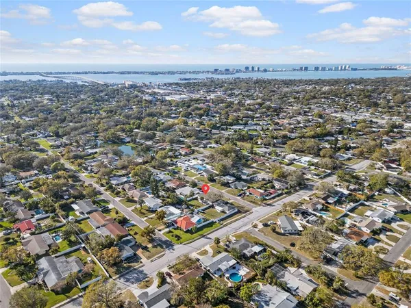 $420,000 | 2003 6th Place Southwest, Largo, FL 33770