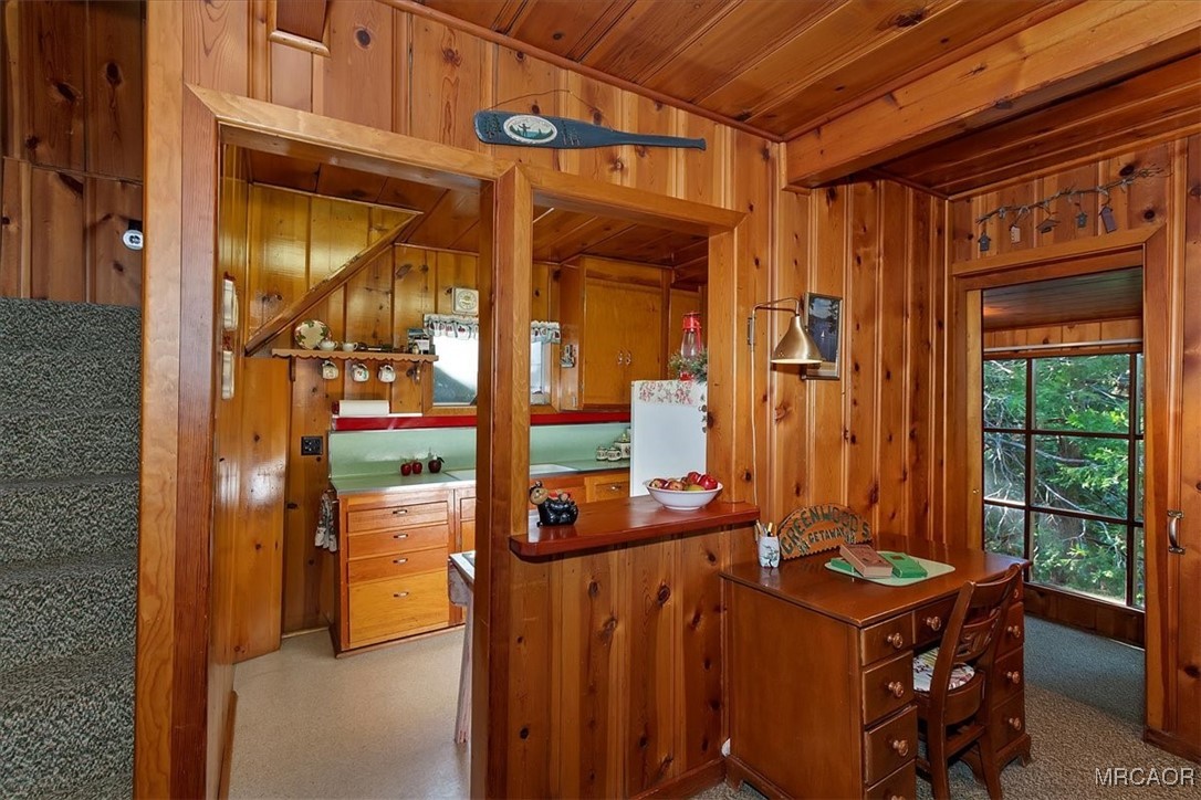 620 Cedar Lane Twin Peaks, CA 92391 - Photo 17 of 31