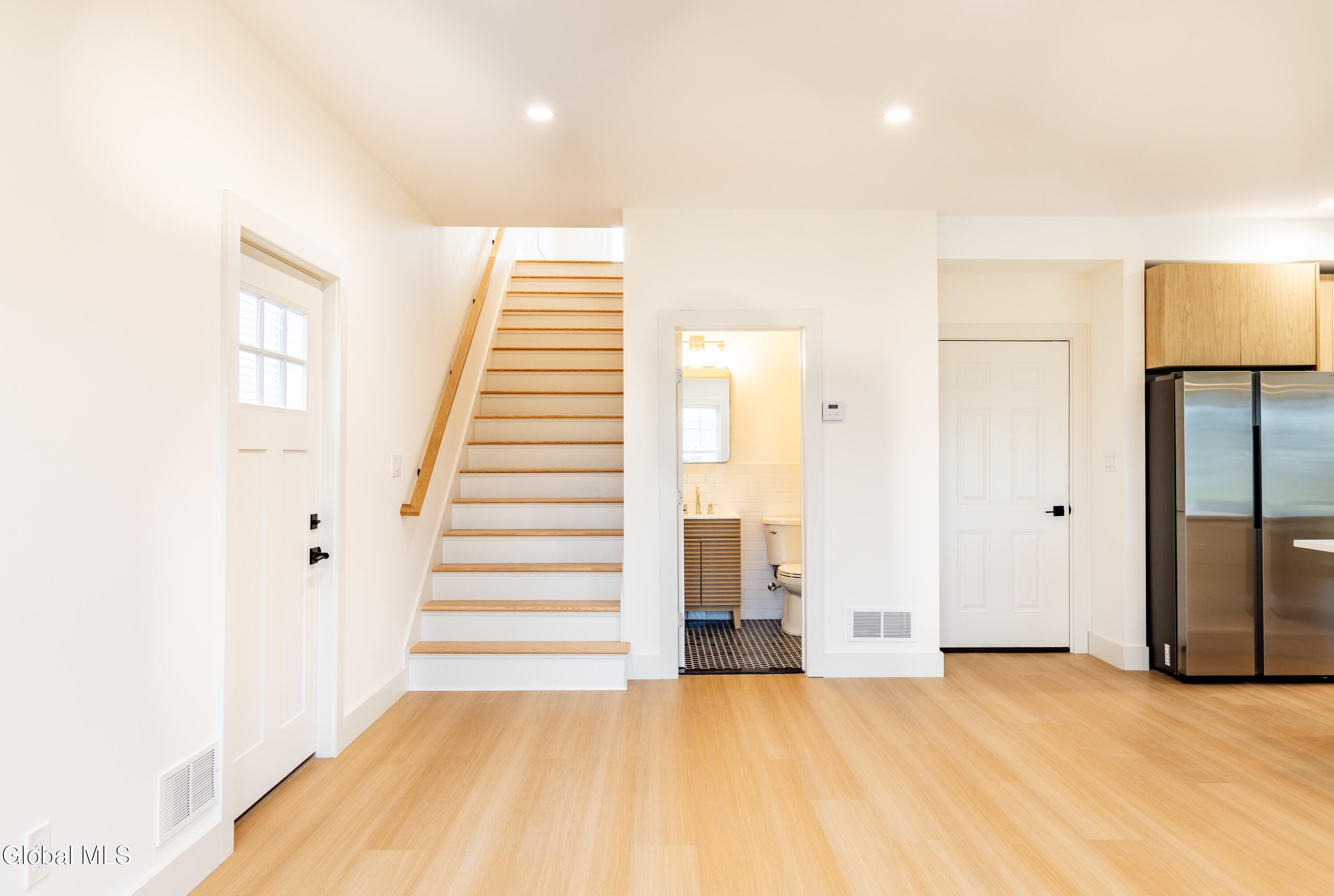 133 Marjorie Lane, Unit 3 Middleburgh, NY 12122 - Photo 16 of 45 133-2_0036