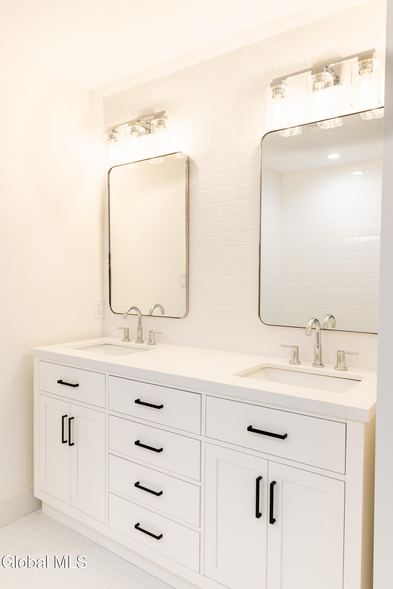 133 Marjorie Lane, Unit 3 Middleburgh, NY 12122 - Photo 29 of 45 133-2_0029