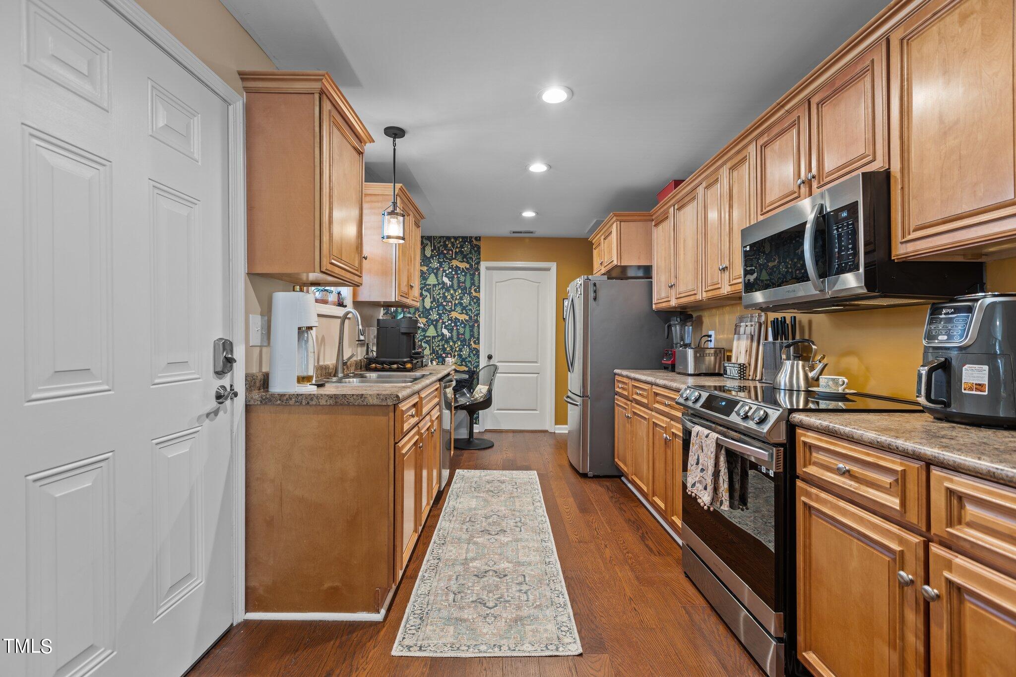 550 Main Street Smithfield, NC 27577 - Photo 16 of 35 8-web-or-mls-IMGL6313