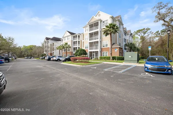 $220,000 | 13364 Beach Boulevard, Unit 607, Jacksonville, FL 32224