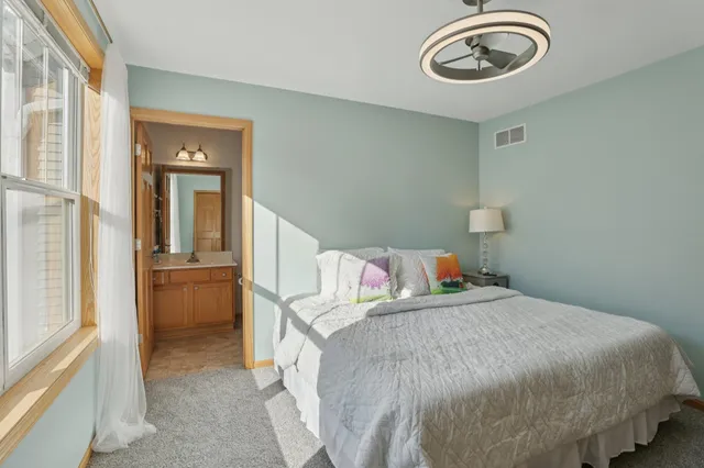 $323,000 | 709 Cricket Lane, Unit 2, Middleton, WI 53562