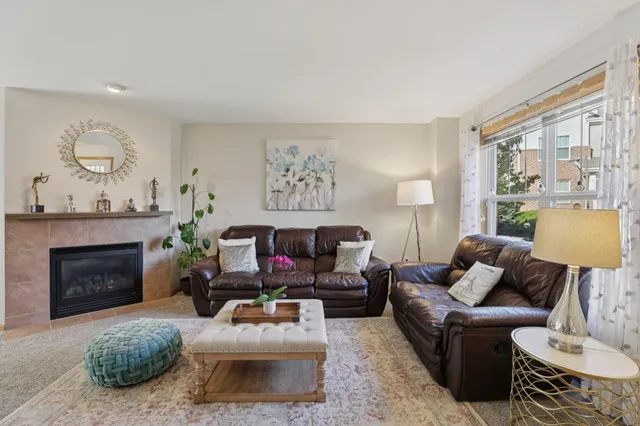 $323,000 | 709 Cricket Lane, Unit 2, Middleton, WI 53562