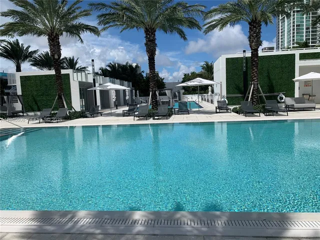 $7,400 | 851 Northeast 1st Avenue, Unit 4608, Miami, FL 33132