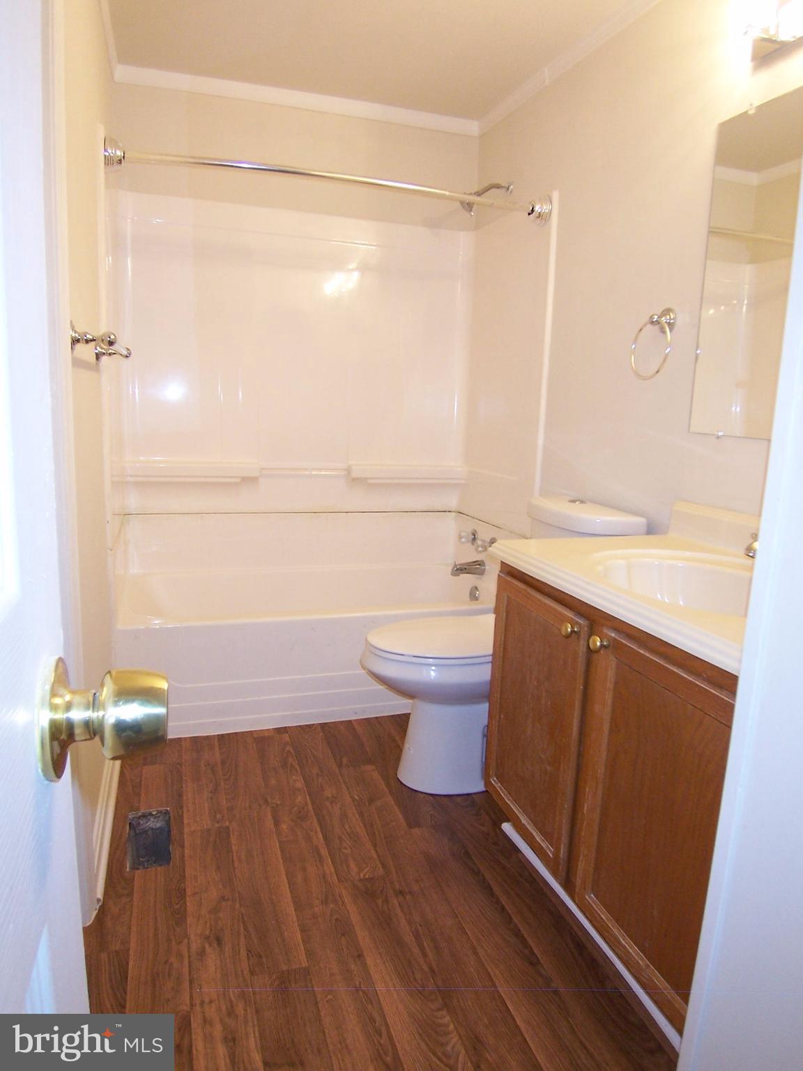 102 Laburnum Road Edgewood, MD 21040 - Photo 11 of 18 Bath