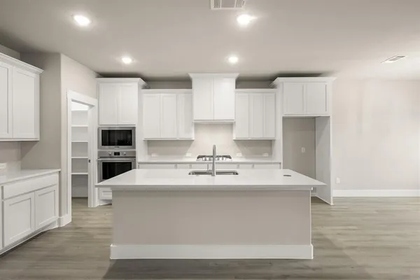 $430,254 | 5900 Carmona Trail, Fort Worth, TX 76123