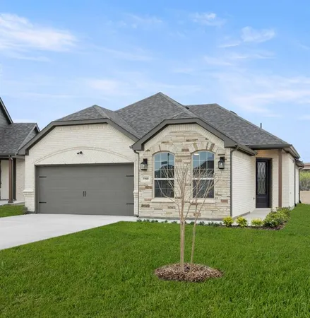 $430,254 | 5900 Carmona Trail, Fort Worth, TX 76123