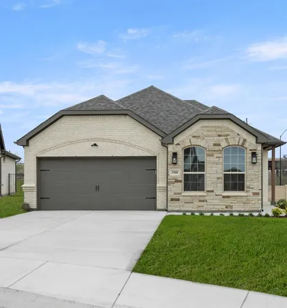 $430,254 | 5900 Carmona Trail, Fort Worth, TX 76123