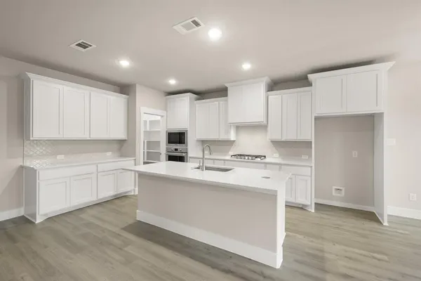 $430,254 | 5900 Carmona Trail, Fort Worth, TX 76123