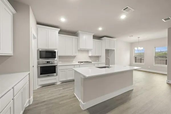 $430,254 | 5900 Carmona Trail, Fort Worth, TX 76123