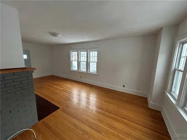 $1,900 | 110 Homewood Drive, Manlius, NY 13066