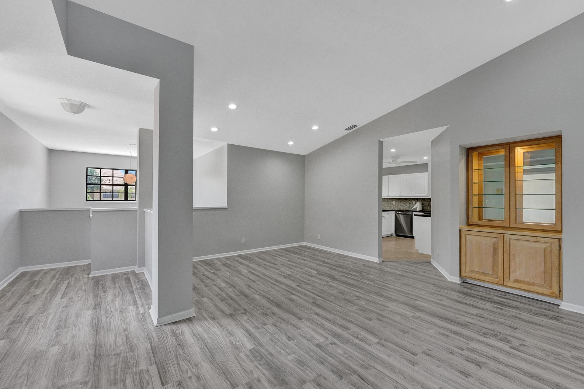 6761 Montego Bay Boulevard, Unit D Boca Raton, FL 33433 - Photo 6 of 38 Living Area