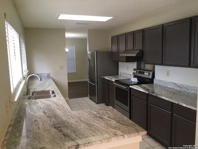 $2,250 | 6310 Regency Crest, San Antonio, TX 78249