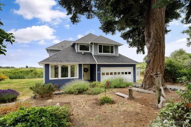 $664,900 | 179 Perry Drive, Coupeville, WA 98239