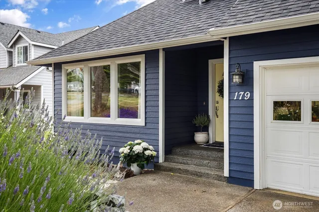 $664,900 | 179 Perry Drive, Coupeville, WA 98239