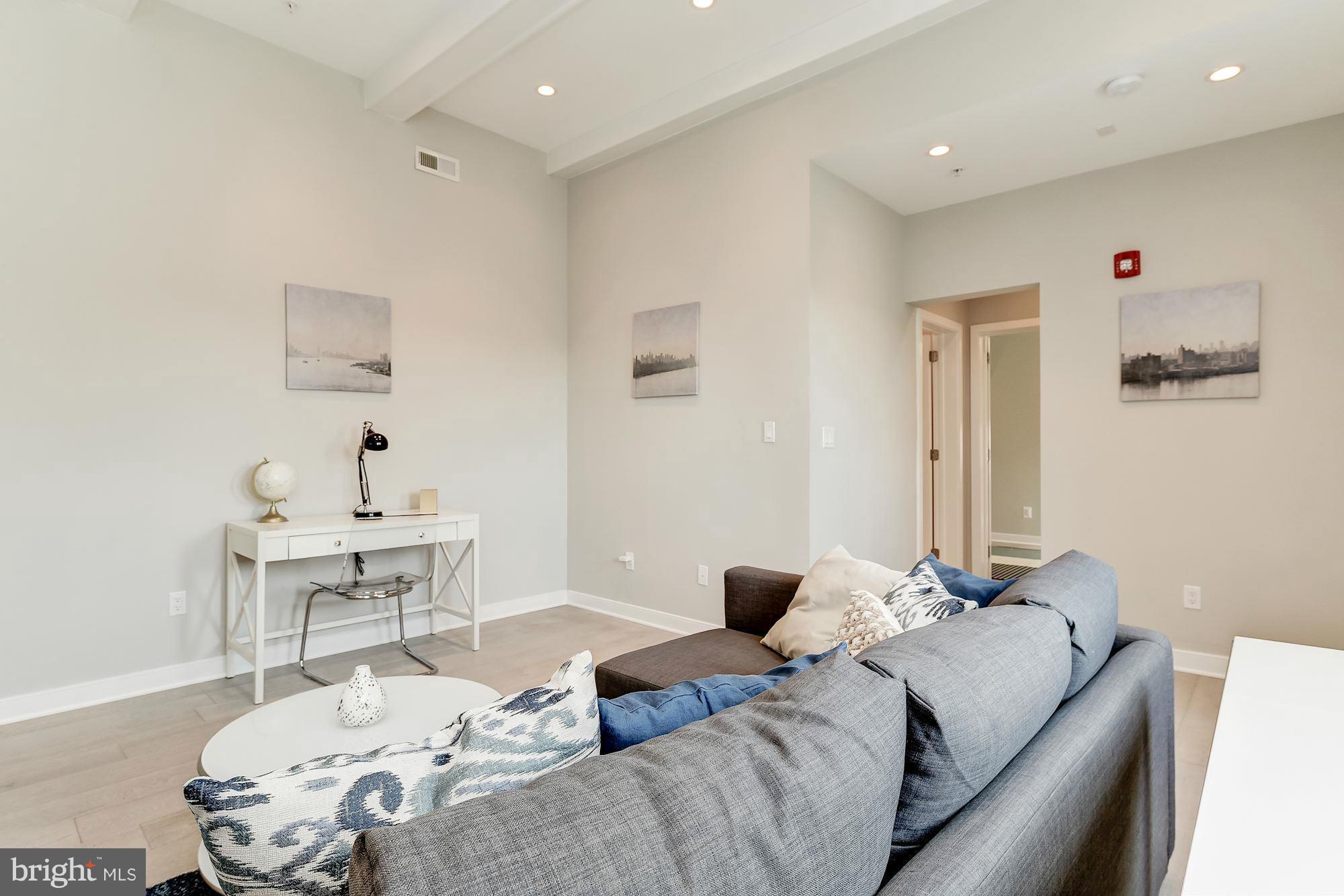 3240 Hiatt Place Northwest, Unit 4 Washington, DC 20010 - Photo 17 of 22 Loft