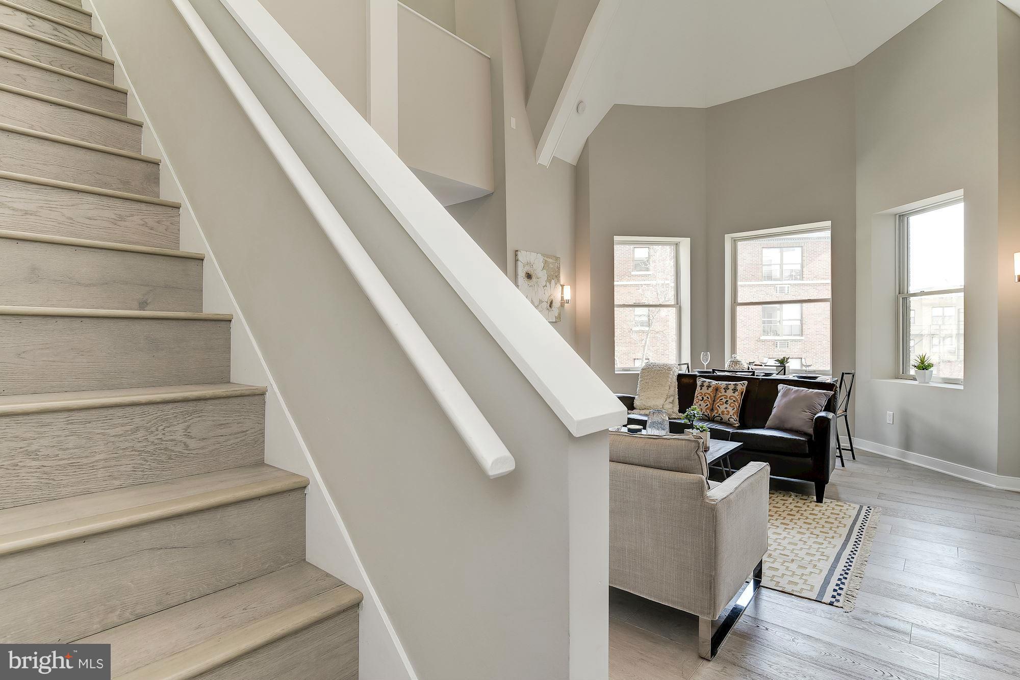 3240 Hiatt Place Northwest, Unit 4 Washington, DC 20010 - Photo 4 of 22 Interior (General)