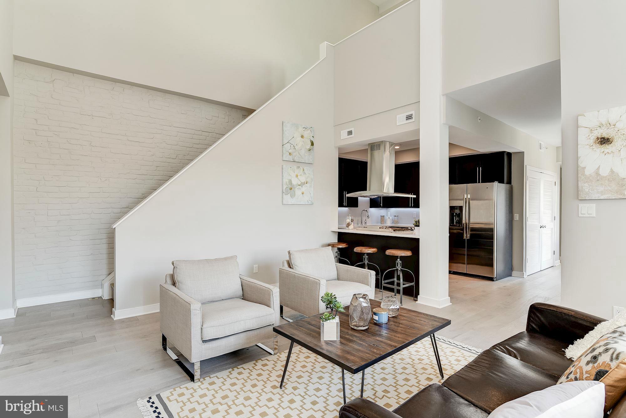 3240 Hiatt Place Northwest, Unit 4 Washington, DC 20010 - Photo 8 of 22 Family Room