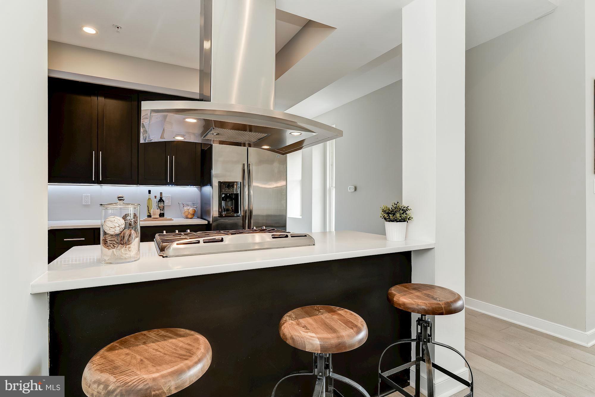 3240 Hiatt Place Northwest, Unit 4 Washington, DC 20010 - Photo 9 of 22 Kitchen
