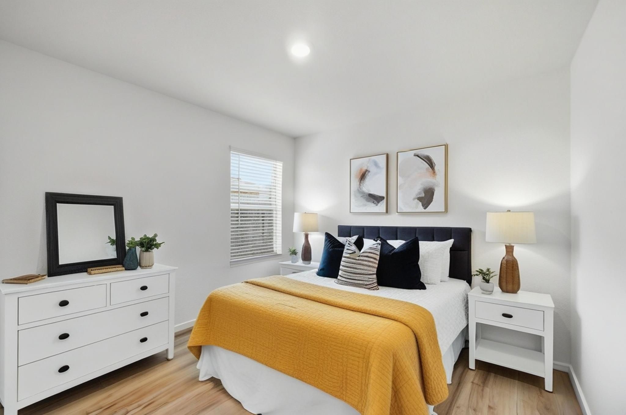 14502 Woodcott Warren Way Rosharon, TX 77583 - Photo 10 of 29 Spacious secondary bedroom offering flexibility for guests or a home office. Photos have been virtually staged.