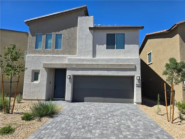 $2,595 | 7526 Dawn Lndg Avenue, Las Vegas, NV 89113