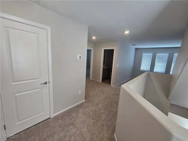 $2,595 | 7526 Dawn Lndg Avenue, Las Vegas, NV 89113