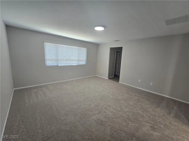 $2,595 | 7526 Dawn Lndg Avenue, Las Vegas, NV 89113