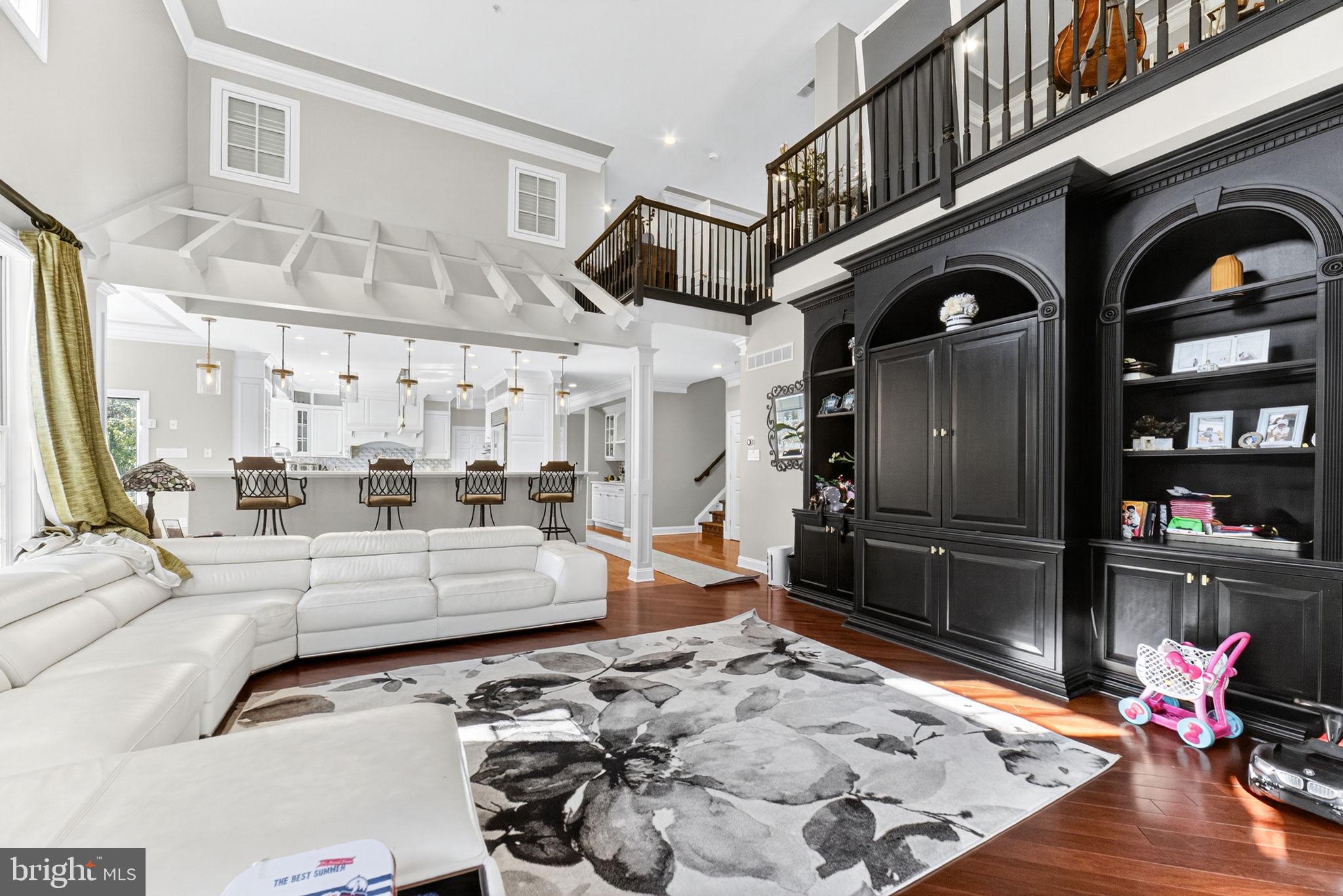 5765 Valley Stream Drive Doylestown, PA 18902 - Photo 17 of 60 Family room