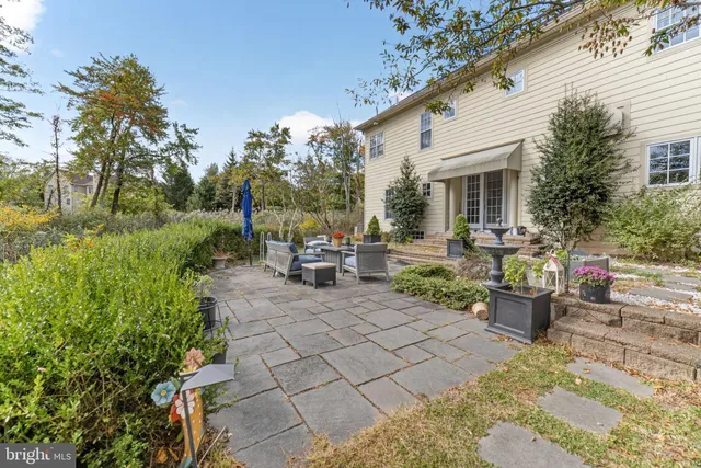 $2,700,000 | 5765 Valley Stream Drive, Doylestown, PA 18902