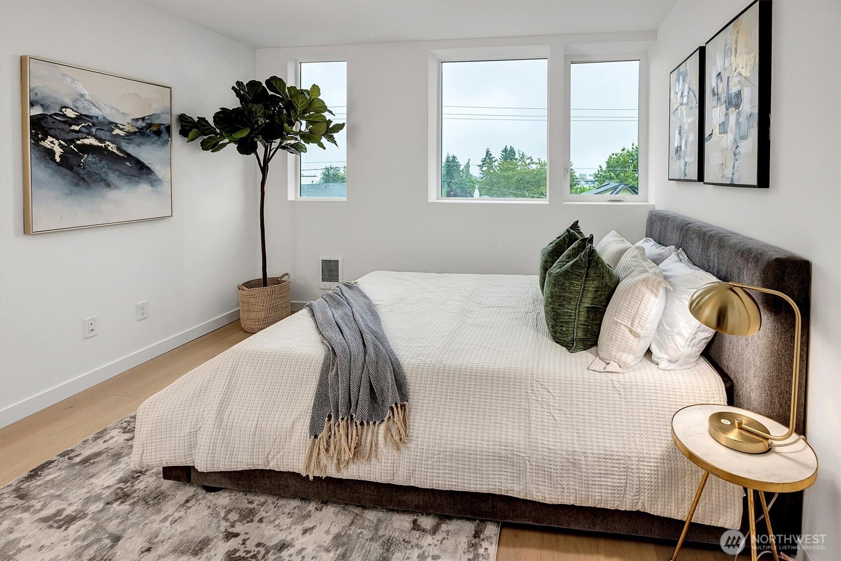 1421 19th Avenue, Unit D Seattle, WA 98122 - Photo 15 of 37