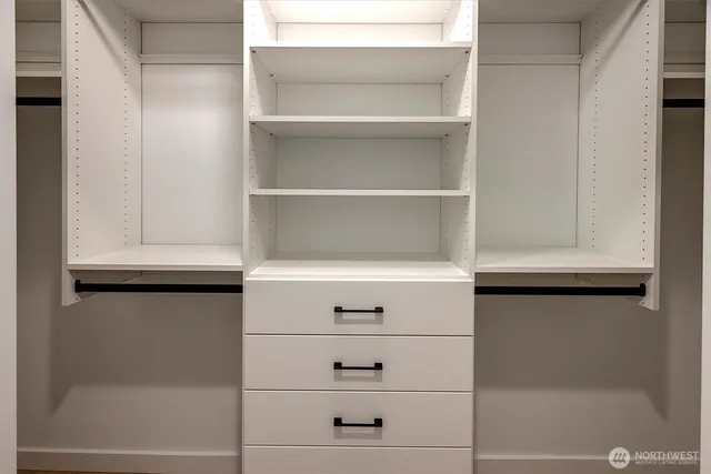 $799,900 | 1421 19th Avenue, Unit D, Seattle, WA 98122