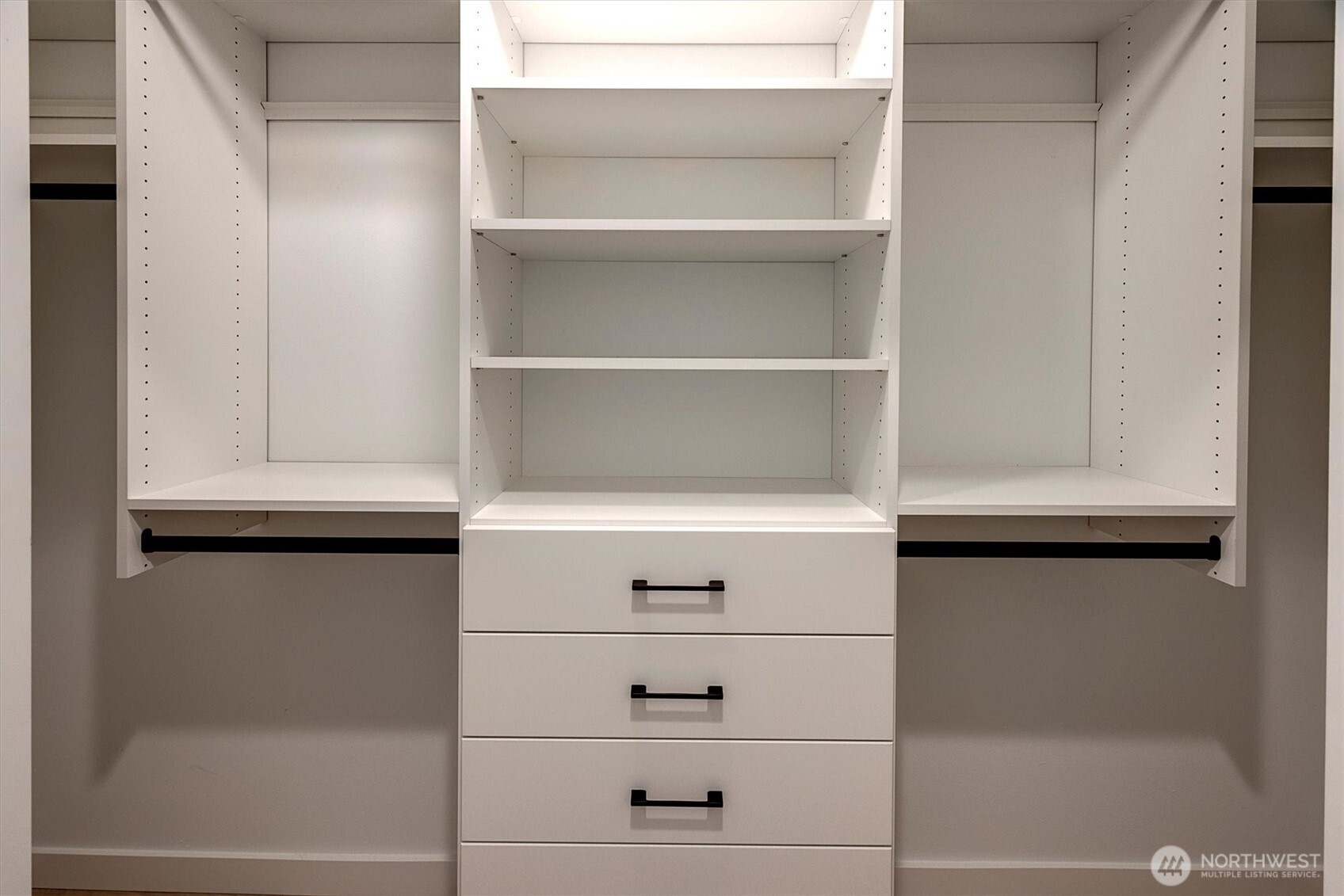 1421 19th Avenue, Unit D Seattle, WA 98122 - Photo 16 of 37