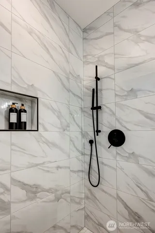 $799,900 | 1421 19th Avenue, Unit D, Seattle, WA 98122