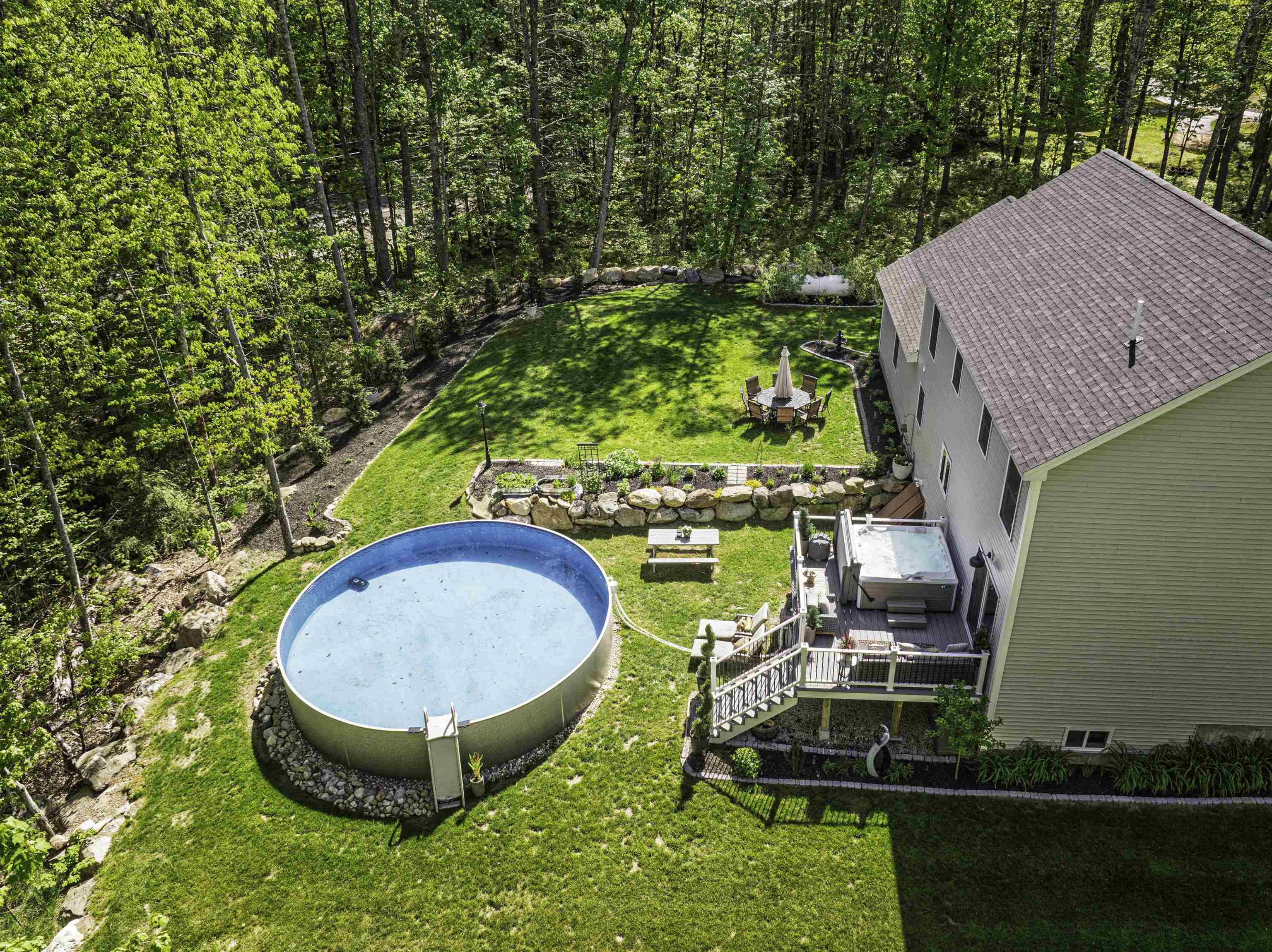 16 Stagecoach Road Barrington, NH 03825 - Photo 42 of 47